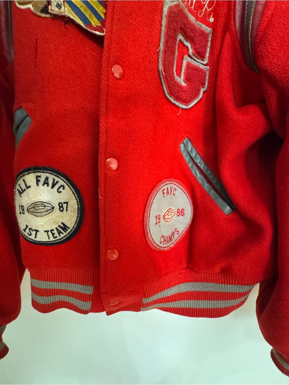 Red Varsity Jacket Men’s Large - Picture 4 of 5